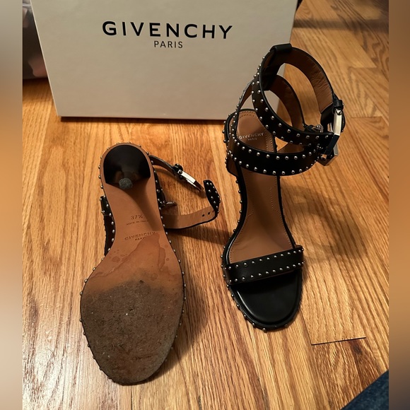 Givenchy black high heels - Picture 3 of 6